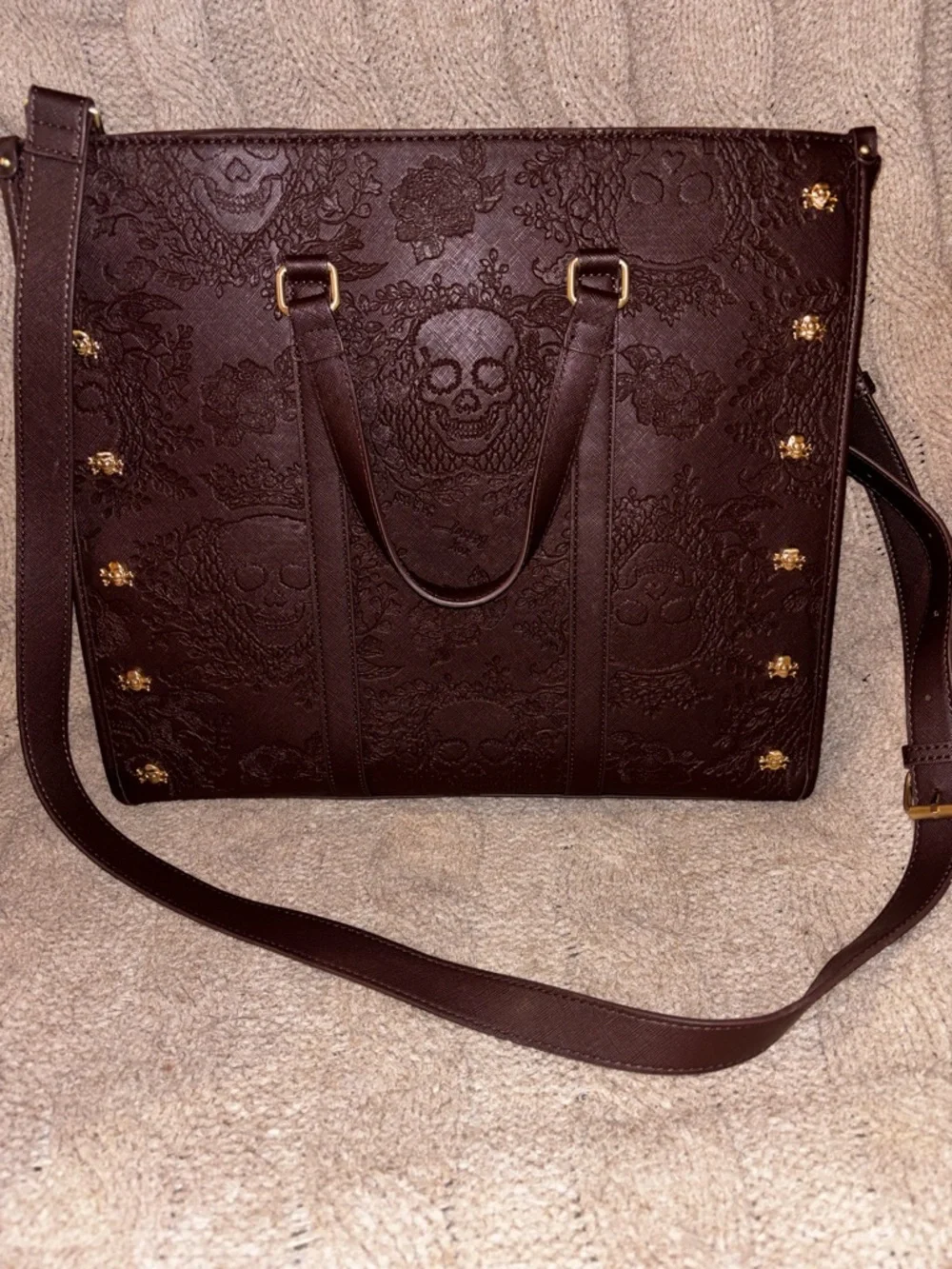 Betsey Johnson Brown Skull & Floral Embossed Tote Bag - Gold Skull Studs - Picture 2 of 11